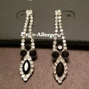 Fancy black and silver dangle earrings